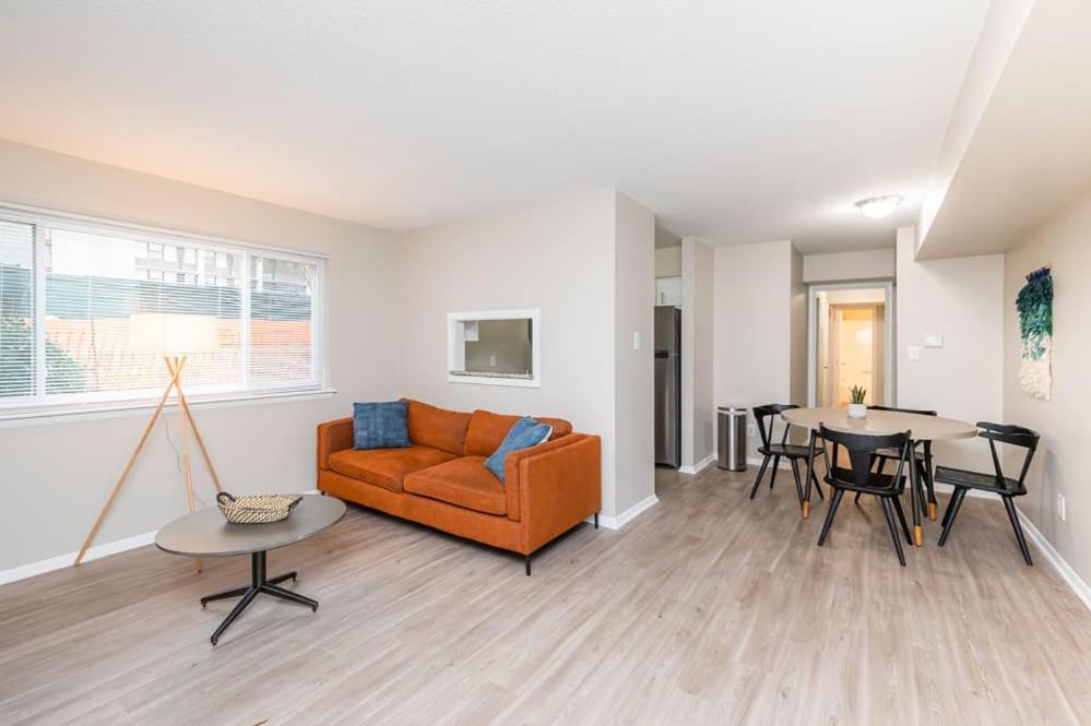 Welcoming 2Br With Parking And Perfect Location Apartment Durham Ngoại thất bức ảnh